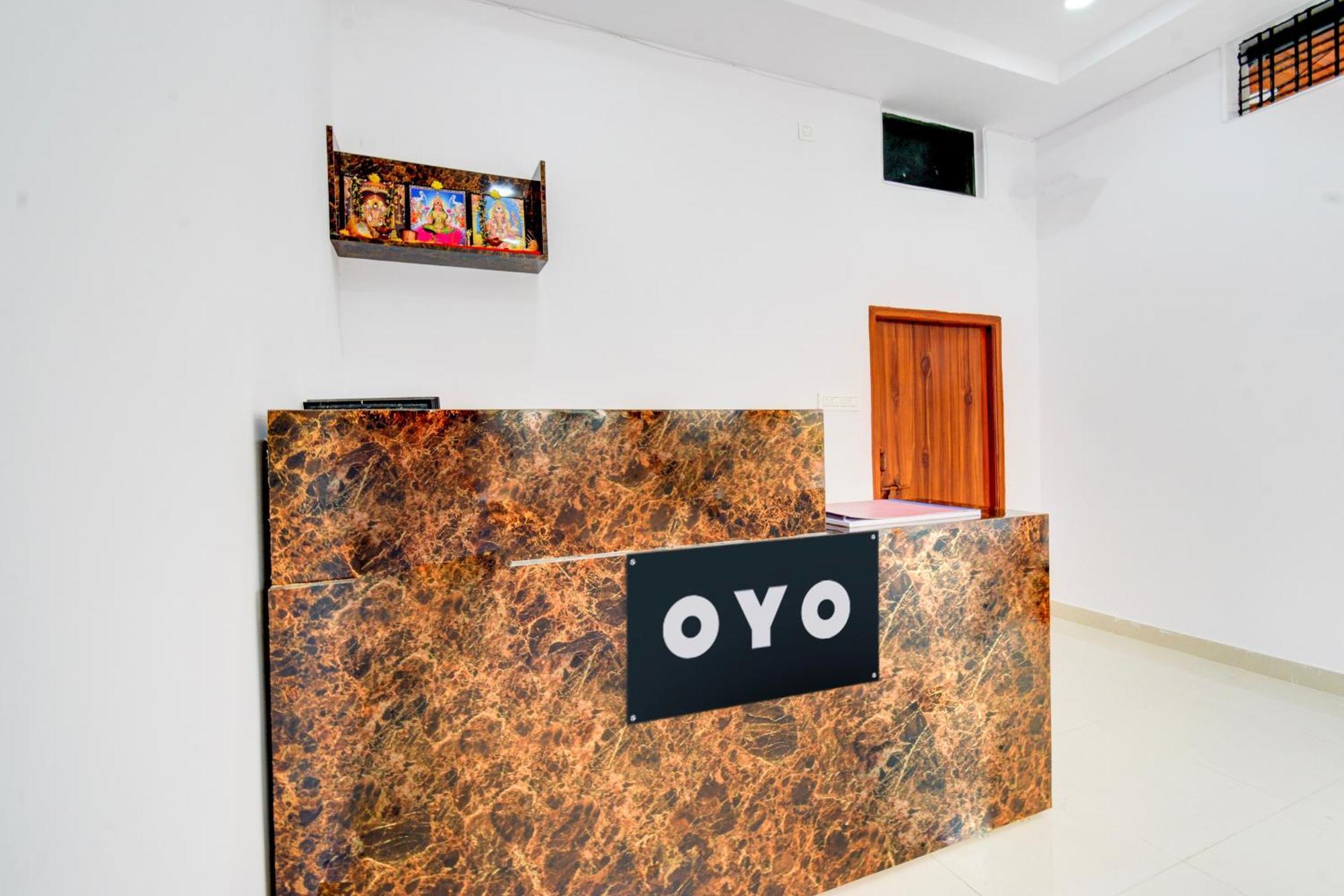 Hotel O D N Groups Sururnagar Esterno foto